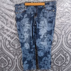 Mossimo skinny Crop Floral Jean Size 16